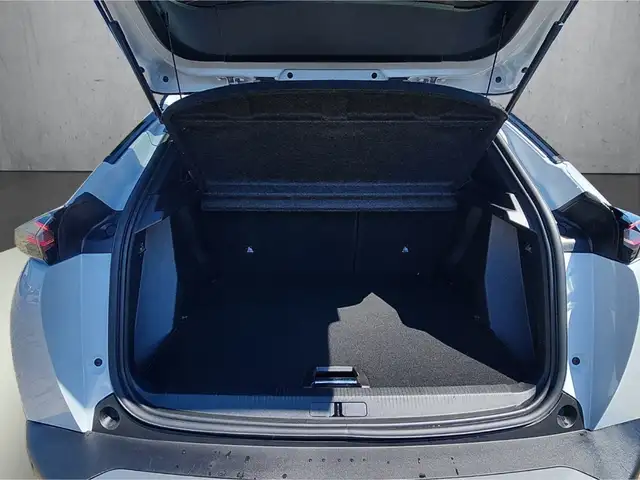 Peugeot 2008 view 7