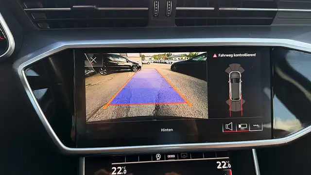 Audi A6 view 13