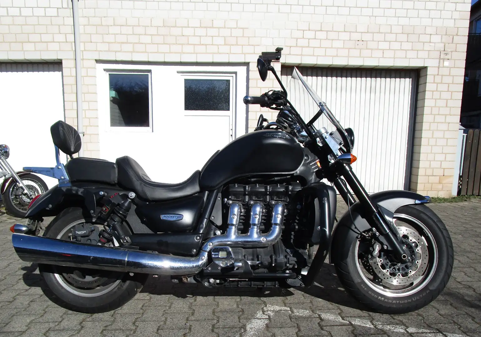 Triumph Rocket III Roadster Negru - 2