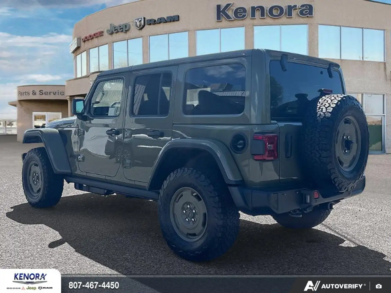 Jeep Wrangler photo Jeep Wrangler