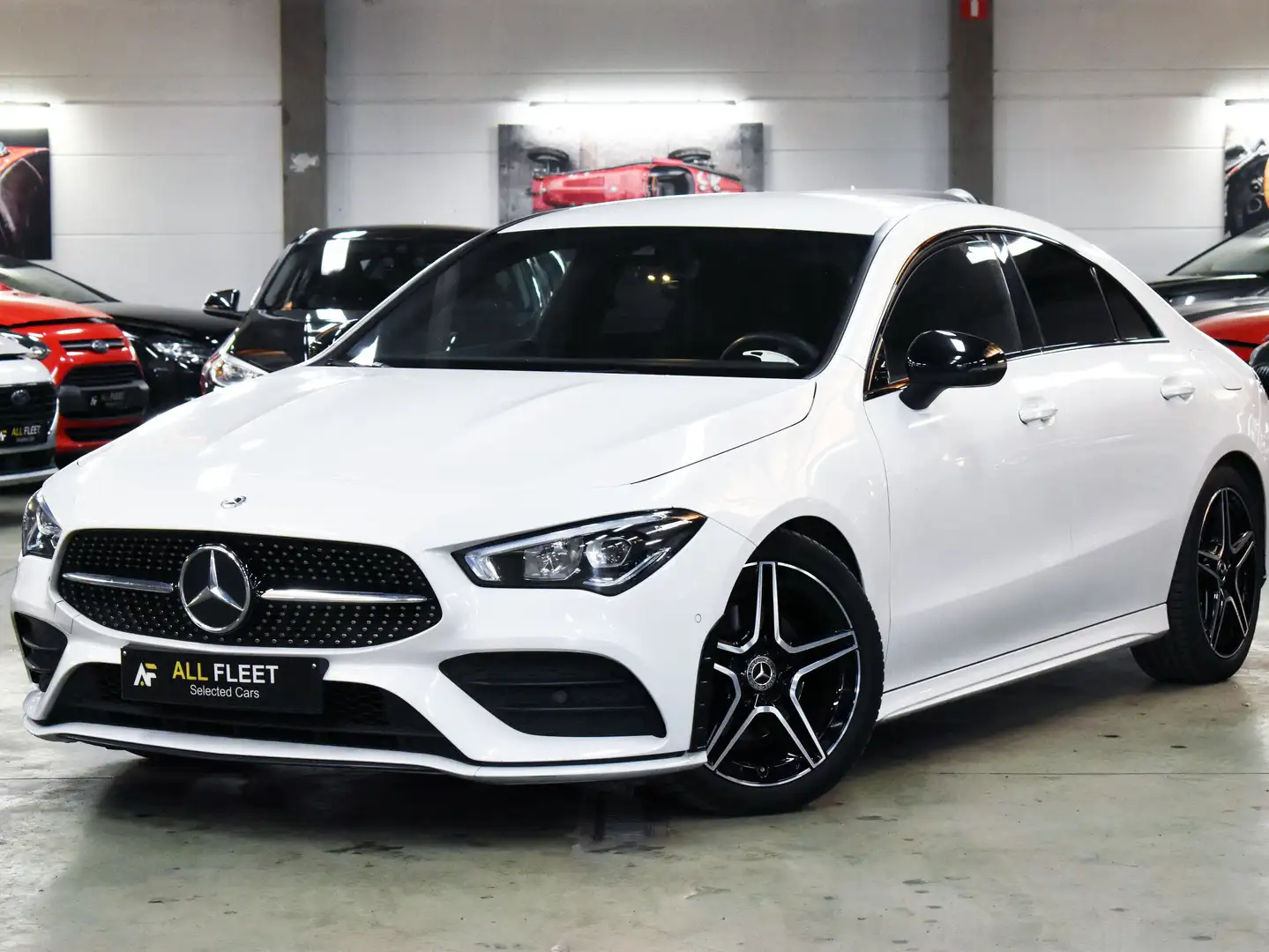 Mercedes-Benz CLA 180 AMG Line - One Owner - Mercedes History Blanc - 2
