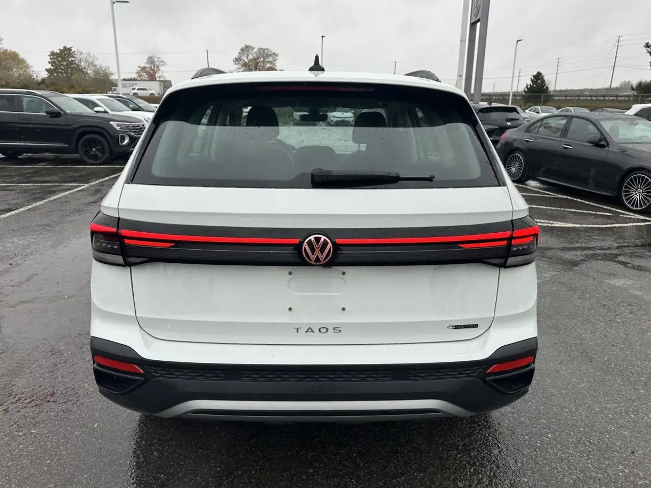 Volkswagen Taos снимка Volkswagen Taos