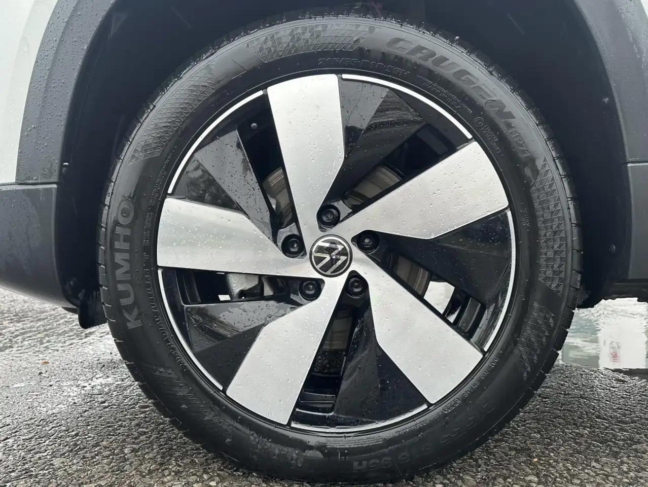 Volkswagen Taos снимка Volkswagen Taos