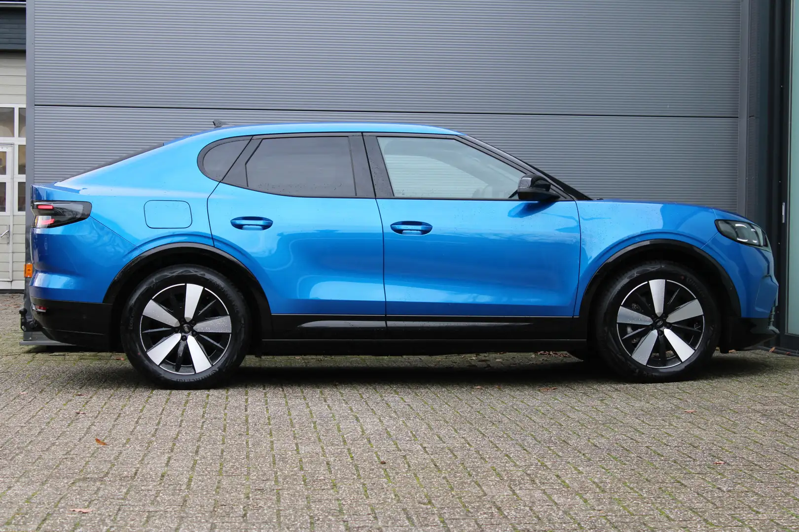 Ford Capri Extended Range RWD 77 kWh | Trekhaak | Head-Up | W Albastru - 2