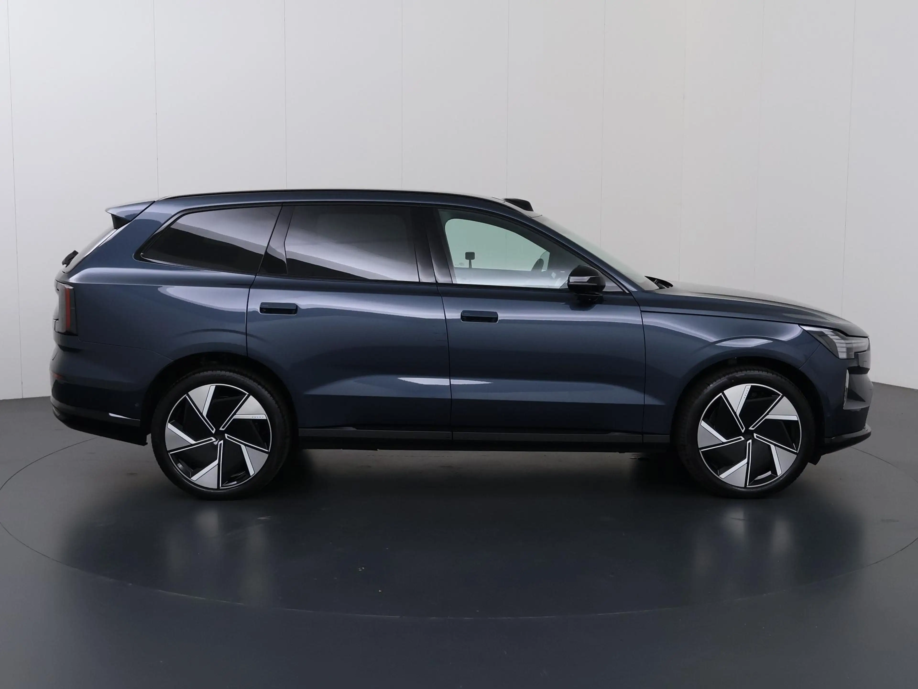 Volvo EX90 Twin Motor Performance Ultra 7p. 111 kWh | Panoram — photo 6