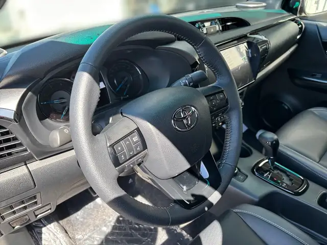 Toyota Hilux DK Invincible 4WD 2.8 D-4D MHEV Aut. Ansicht 10