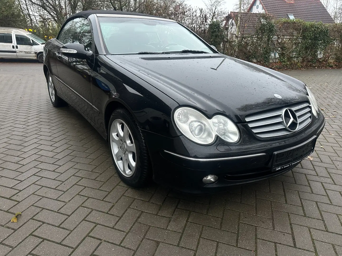 Mercedes-Benz CLK 200 CLK 200 Kompressor Tüv 1ß.2027 / Cabrio Schwarz - 2