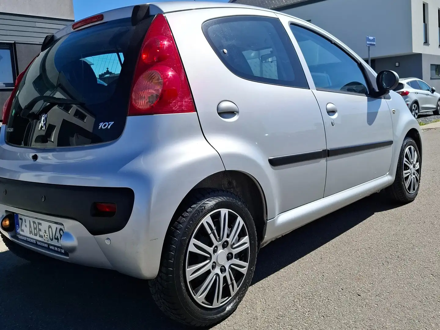 Peugeot 107 1.0i Trendy Gris - 1