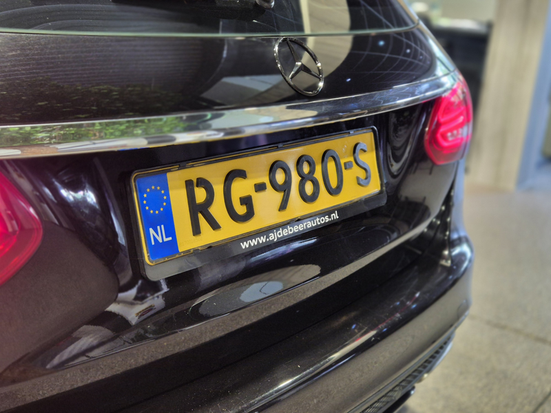 Mercedes-Benz C 180 Estate AMG Sport Edition Volleder | Panorama | Bur — photo 39