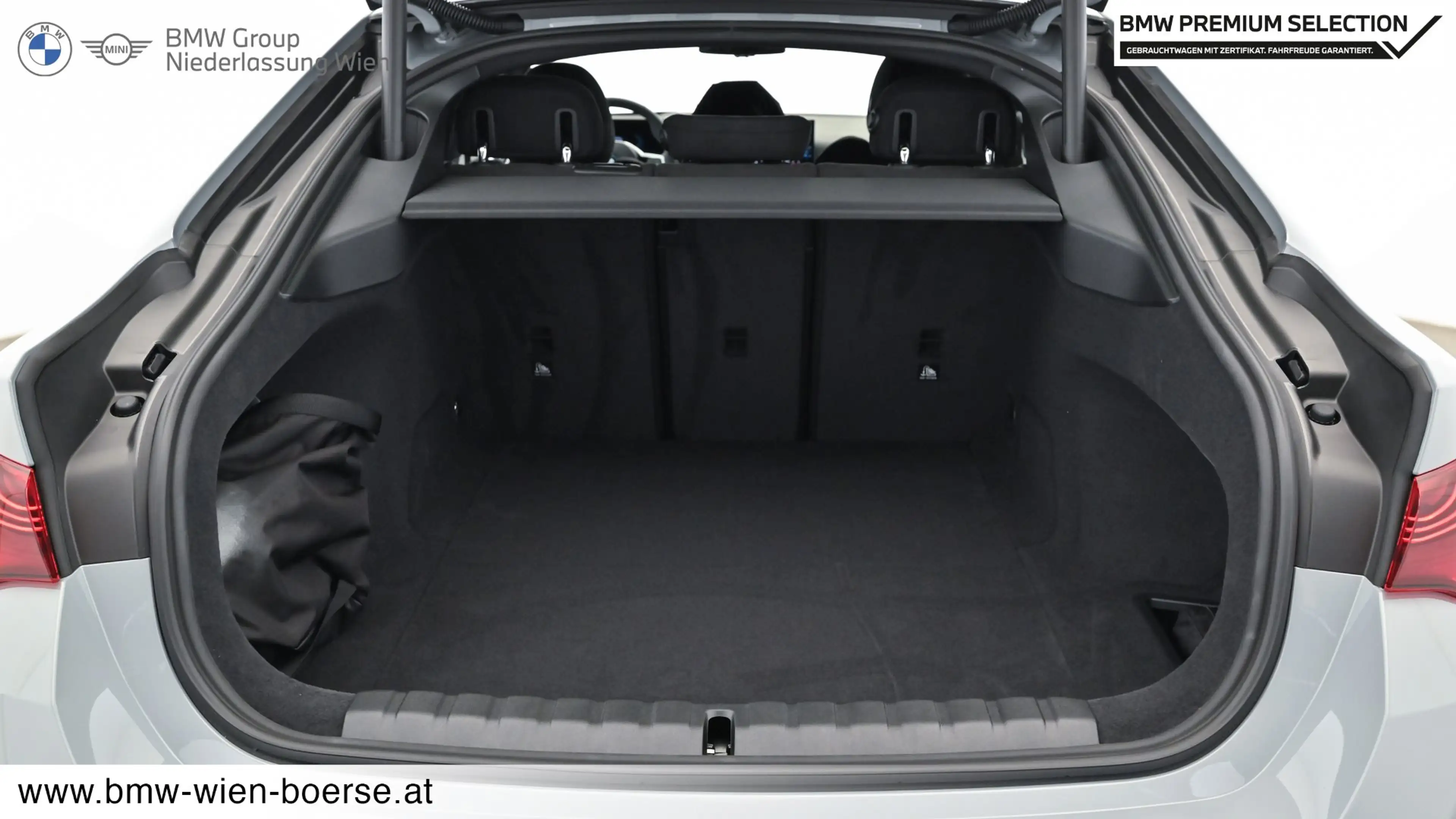 BMW i4 Gran Coupé xDrive40 — photo 11