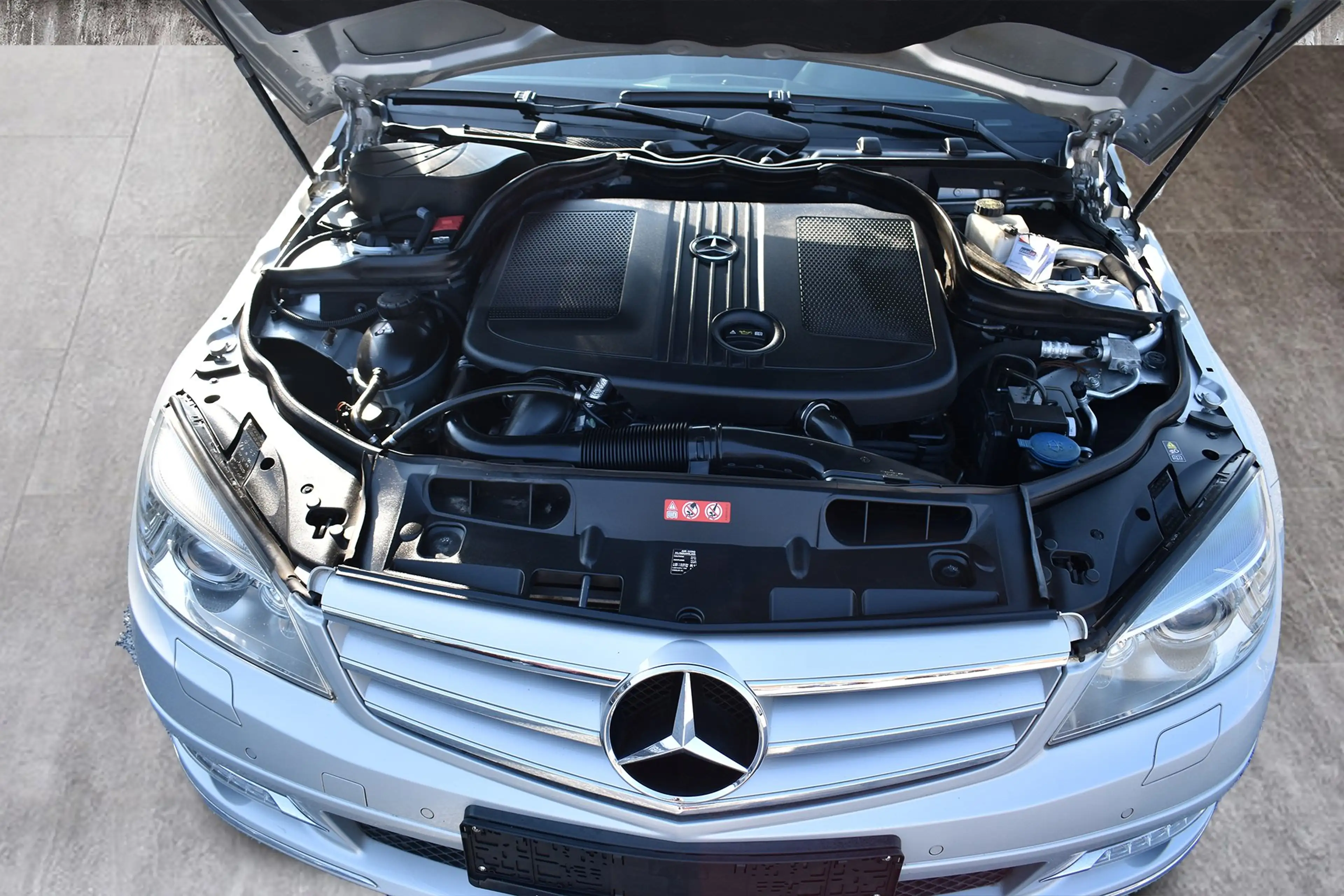 Mercedes-Benz C 250 C 250 CDI  4Matic *eGSD*LEDER*NAVI*AHK*PDC* — photo 11