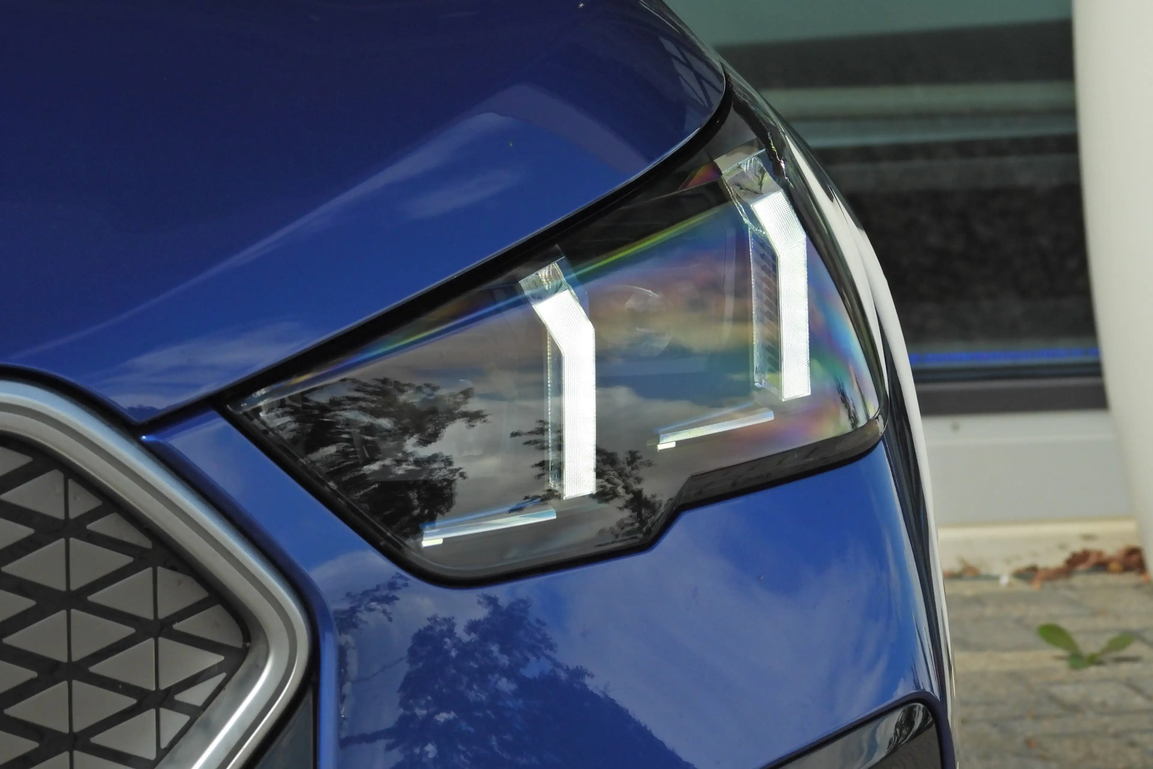 BMW iX2 eDrive20 M Sport / Panoramadak / Sportstoelen / Pa — photo 10