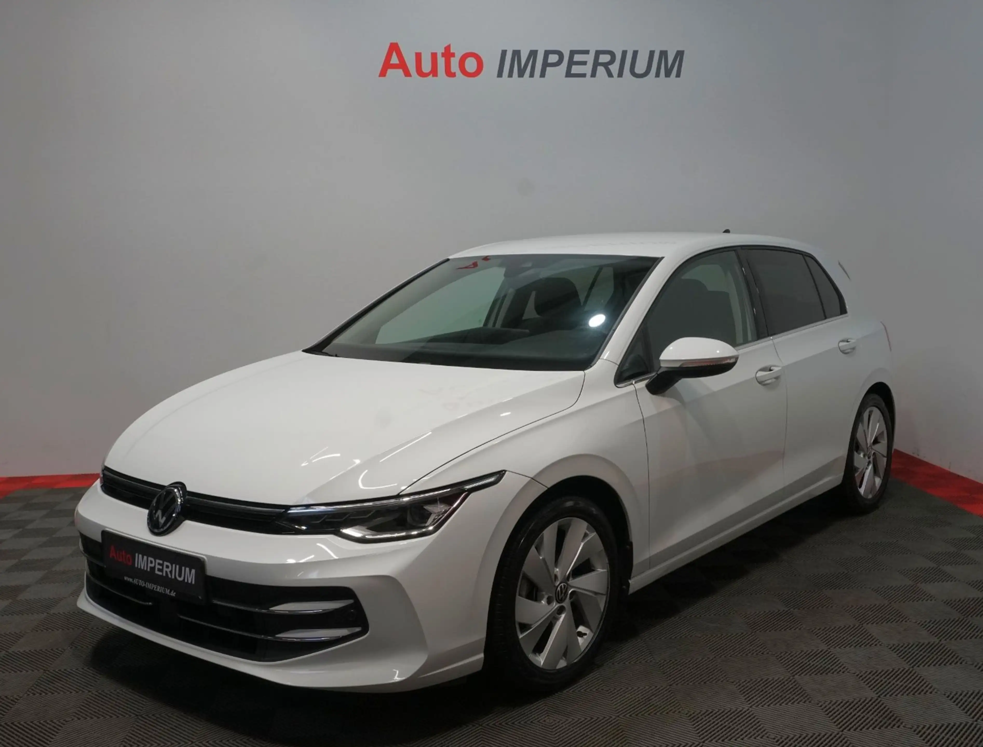 Volkswagen Golf 1.5 TSI Style*MASSAGE*NAVI