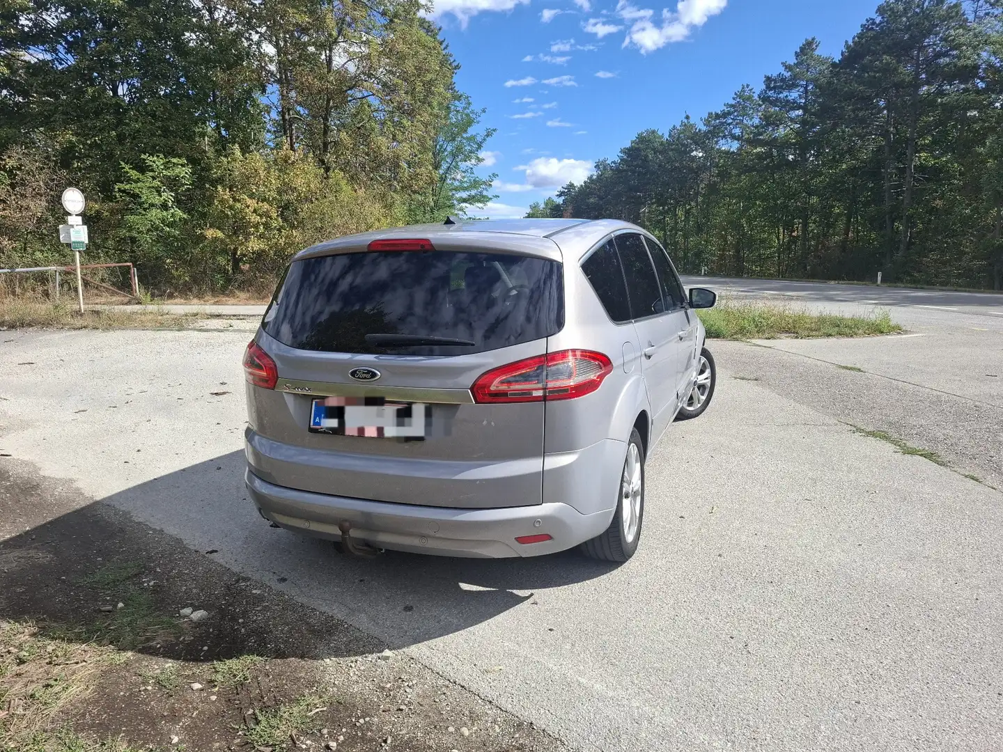 Ford S-Max Titanium 2,0 TDCi DPF Aut. Silber - 2