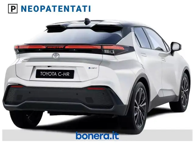 Toyota C-HR view 4