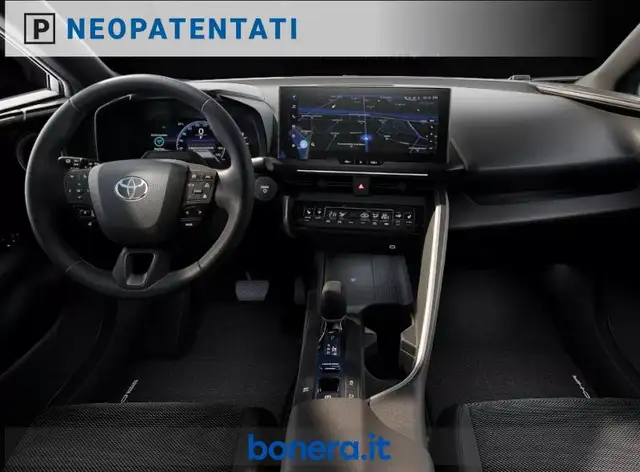 Toyota C-HR view 5