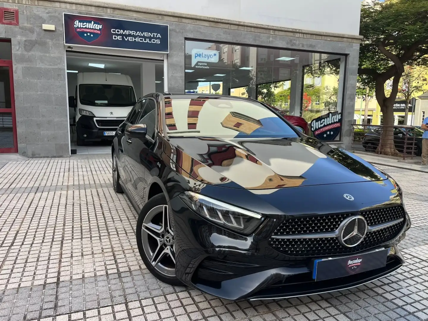 Mercedes-Benz MERCEDES-BENZ Clase A Pequeño Automático de 5 P - 1