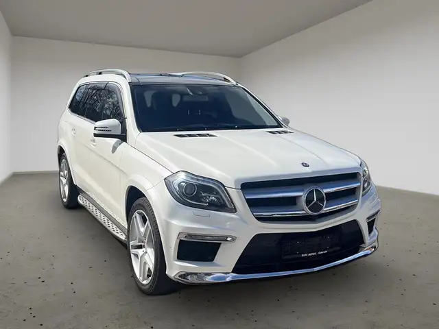Mercedes-Benz GL 500 4MATIC AMG Styling*Massage*Innen gepflegt