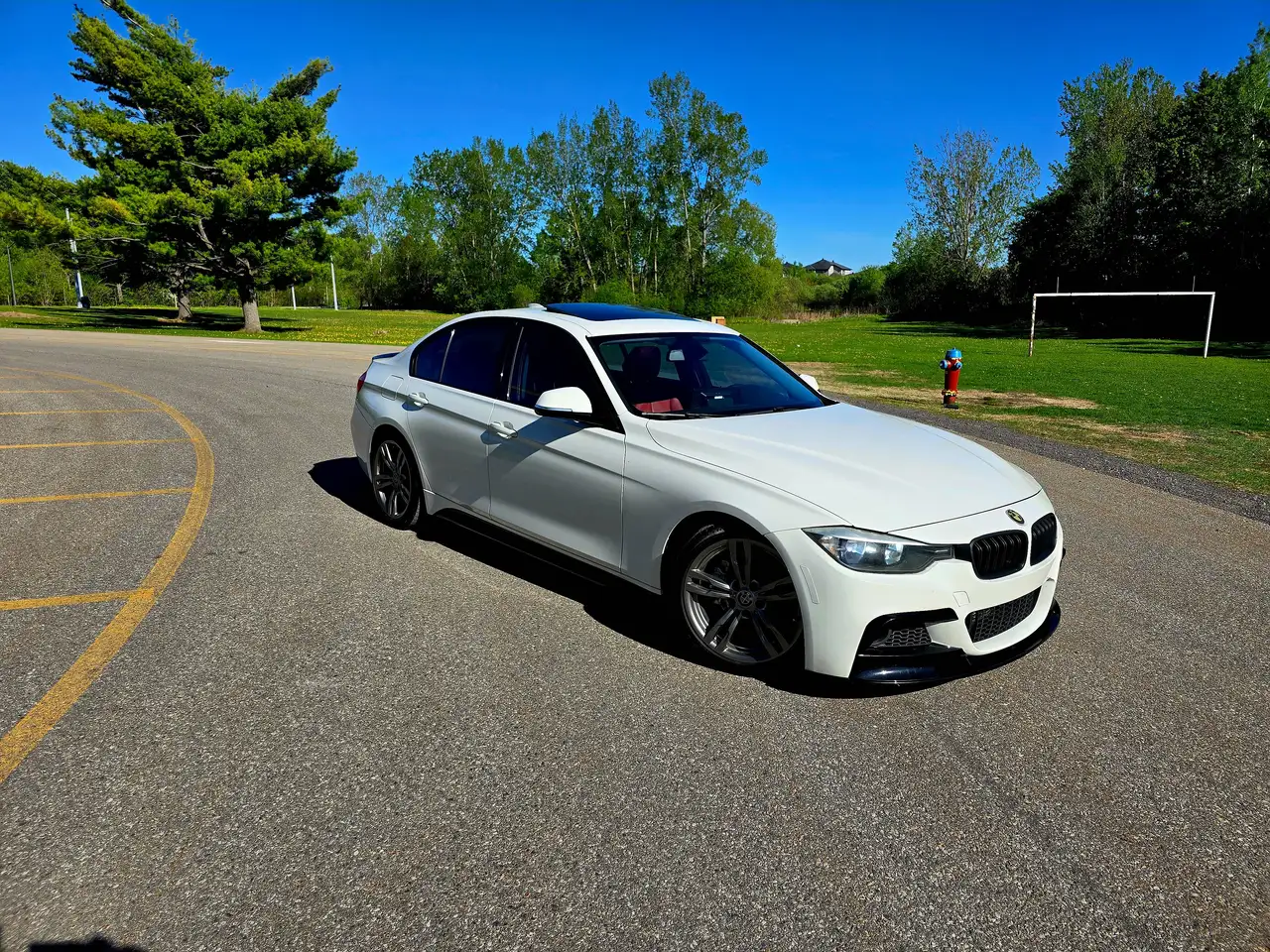 BMW 3 Series снимка BMW 3 Series