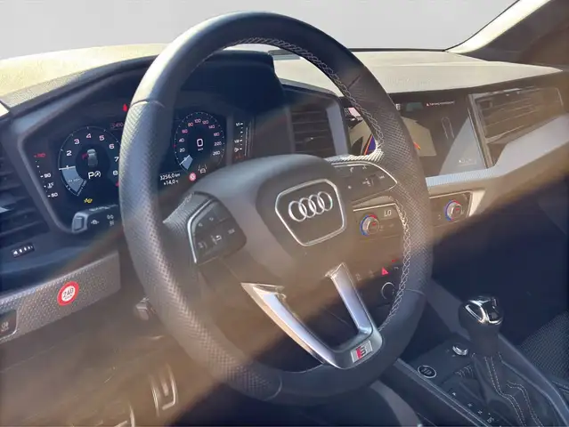 Audi A1 view 9