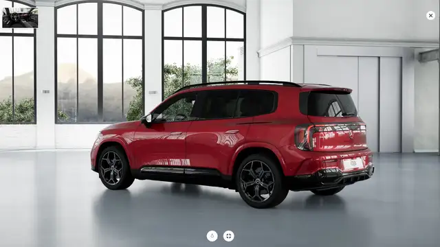 Mercedes-Benz GLB view 3