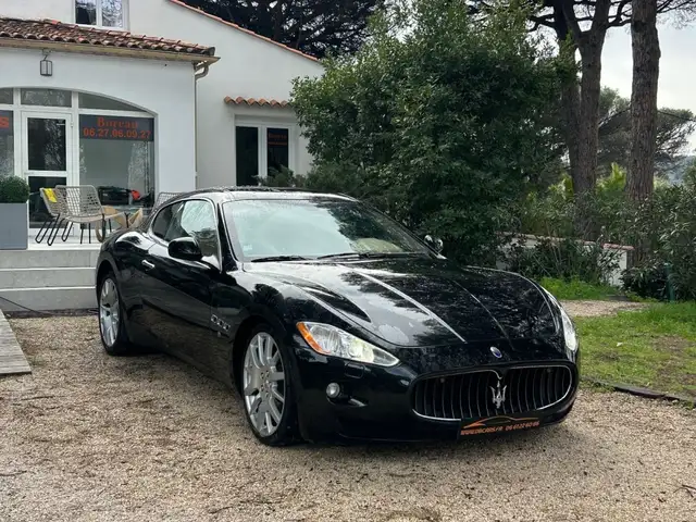 Maserati GranTurismo 4.2 V8 405 / 2ÈME MAIN / HISTORIQUE COMPLET / ÉTAT EXCEPTIONNEL