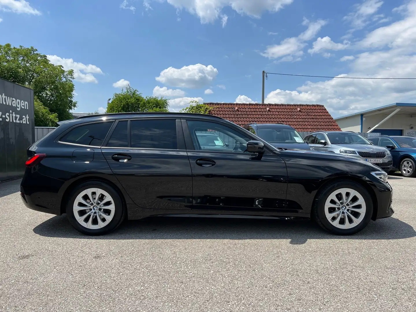 BMW 318 3er-Reihe  Touring Aut.| ACC*SPORTSITZE Schwarz - 2