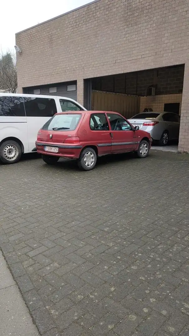 Peugeot 106 1.1i Sketch Красный - 2