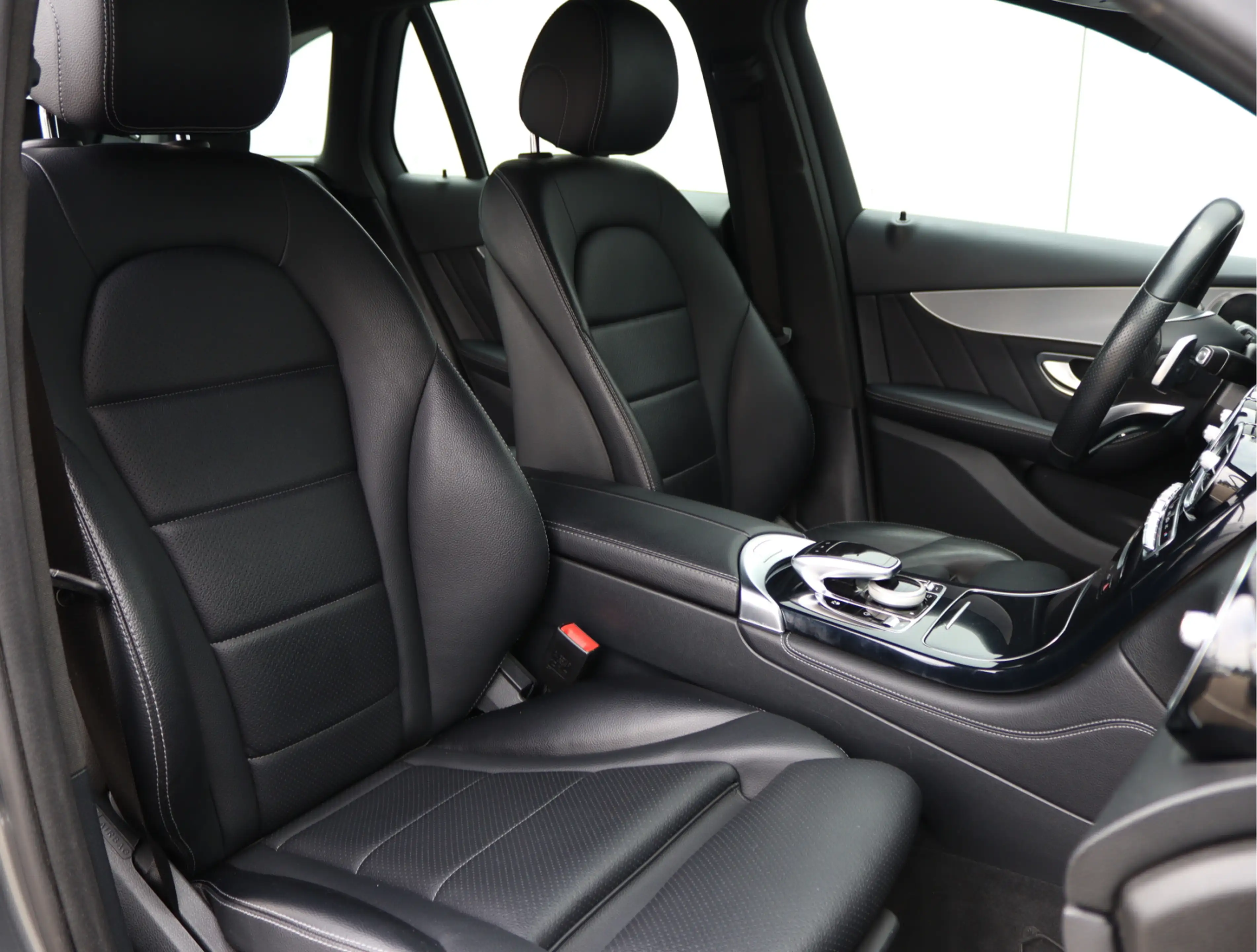 Mercedes-Benz GLC 250 4MATIC AMG-line | Leder | Trekhaak | Org. NL — photo 20