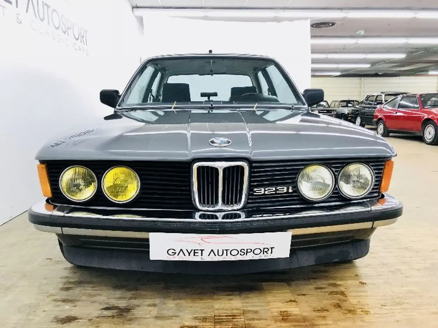 BMW 323 323I Gris - 2