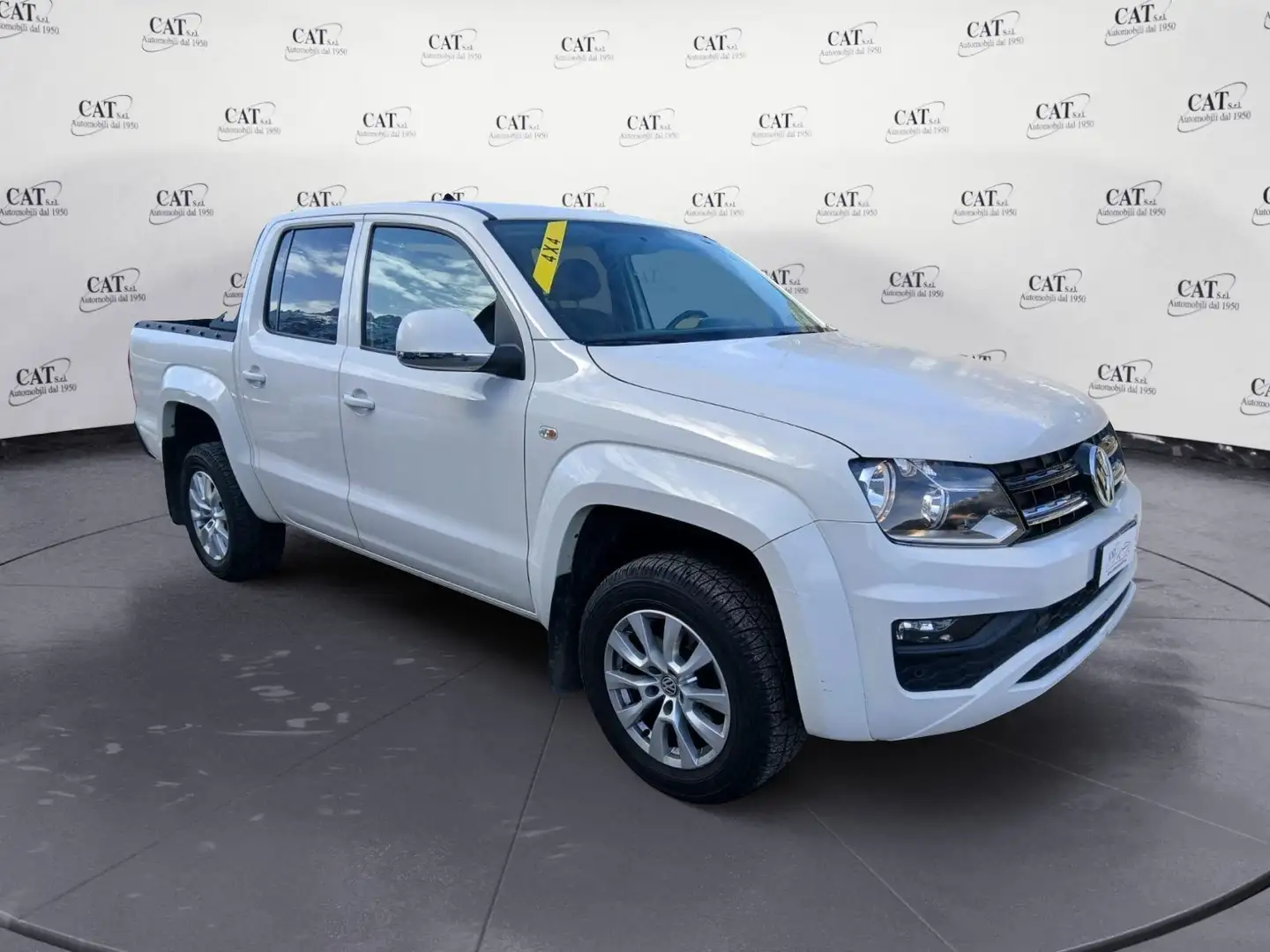 Volkswagen Amarok 3.0 V6 TDI 4MOTION aut.  Comfortline Білий - 1