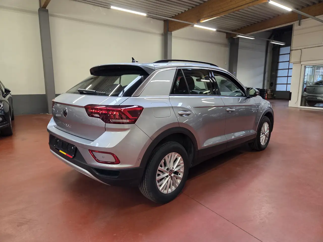 Volkswagen T-Roc 1.5 TSi DSG + NAVI / CAM / CarPLAY / VIRTUAL / LED 4
