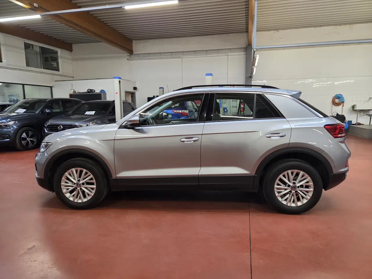 Volkswagen T-Roc 1.5 TSi DSG + NAVI / CAM / CarPLAY / VIRTUAL / LED 7