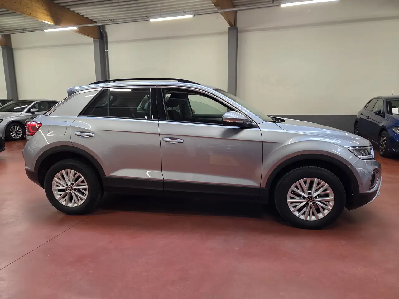 Volkswagen T-Roc 1.5 TSi DSG + NAVI / CAM / CarPLAY / VIRTUAL / LED 3