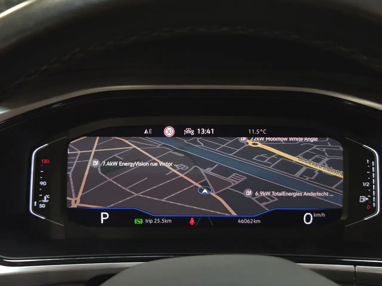 Volkswagen T-Roc 1.5 TSi DSG + NAVI / CAM / CarPLAY / VIRTUAL / LED 22