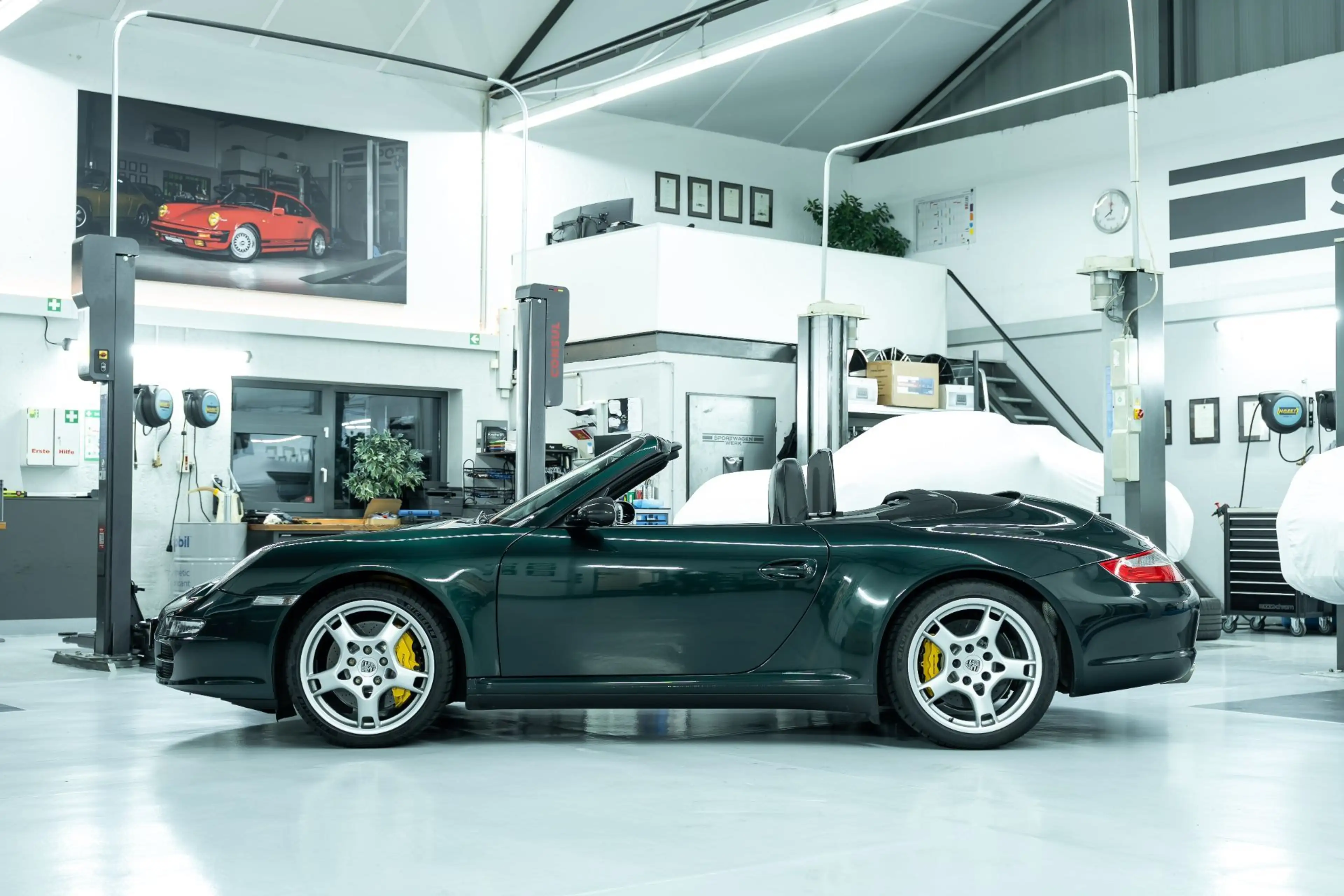 Porsche 997 Carrera 4S Cabrio | PCCB | Tannengrün — photo 4