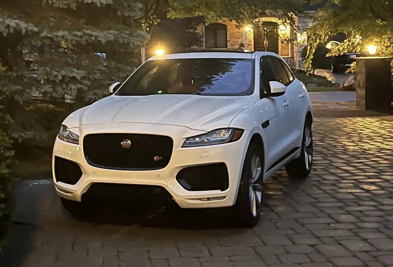 2017 Jaguar F-Pace