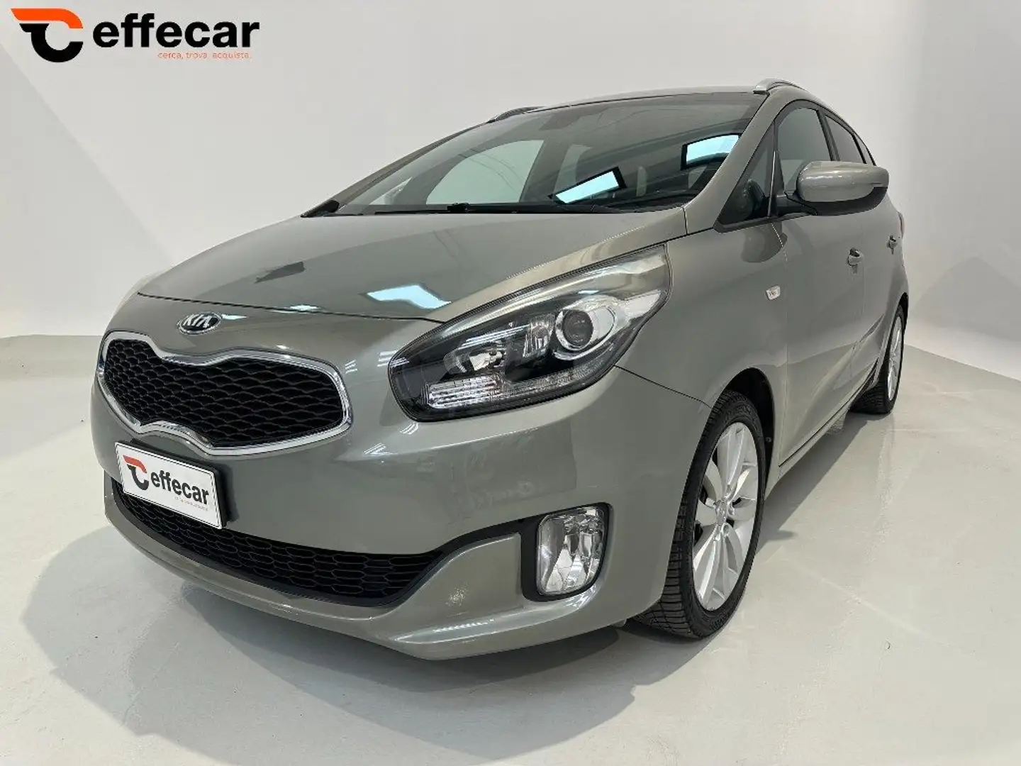 Kia Carens 1.7 NEOPATENTATI Gris - 1