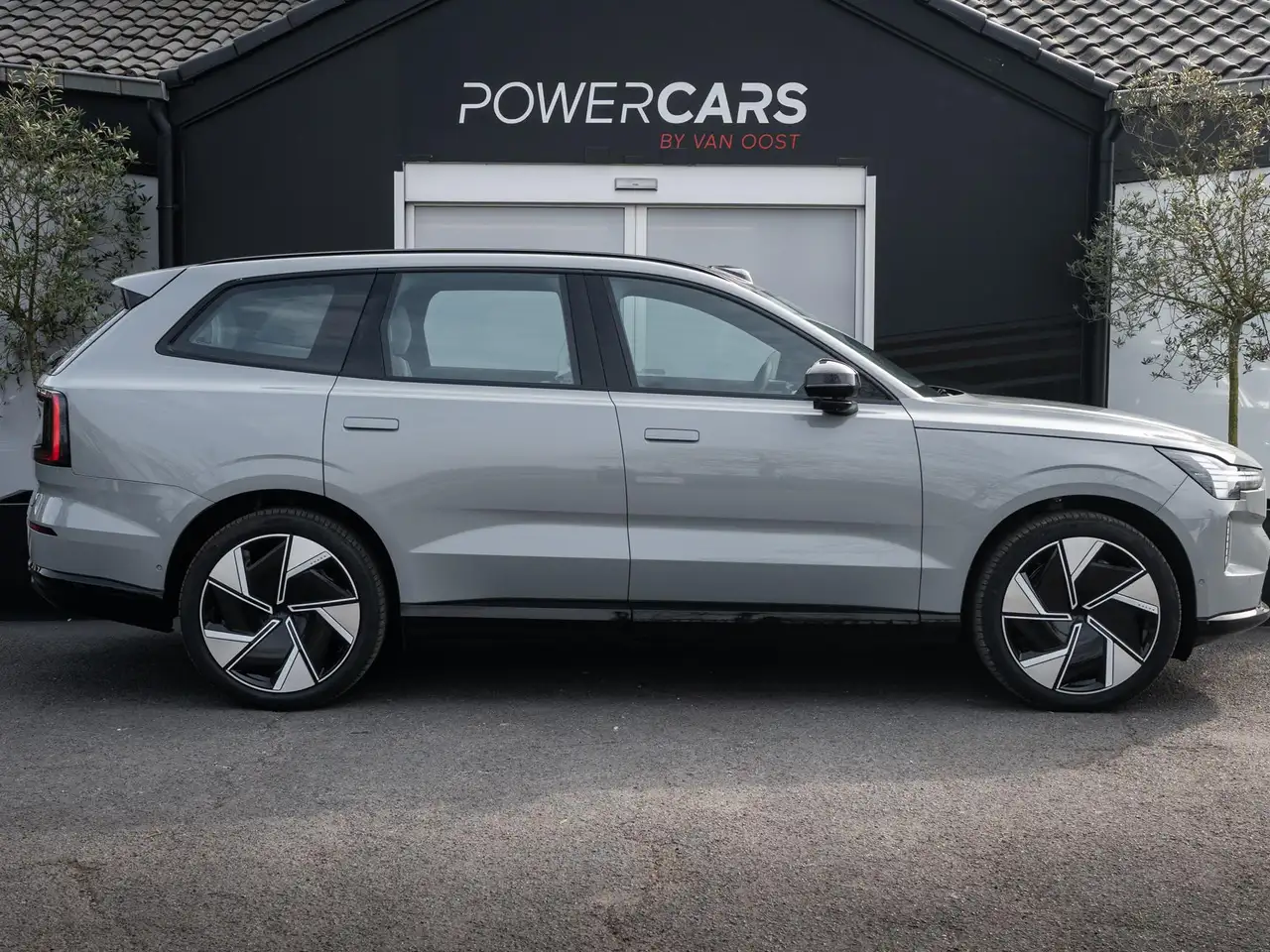 Volvo EX90 2026
