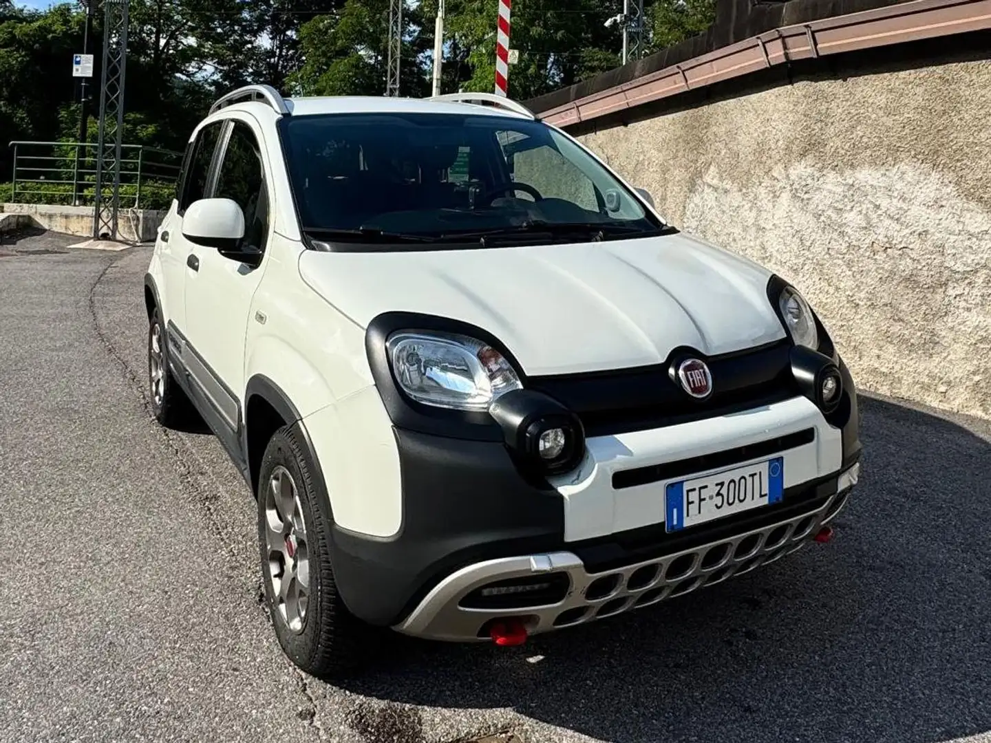 Fiat New Panda CROSS 1.3 MJT 95 CV S&S 4X4 ADATTA NUOVI PATENTATI Bianco - 1
