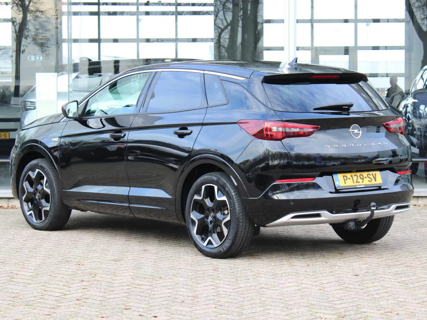 Opel Grandland 1.2 Turbo Business Elegance | Automaat | Camera / Zwart - 2