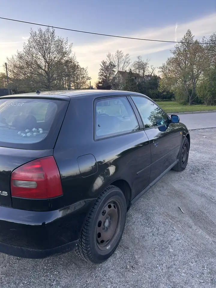 Audi A3 1.8 Ambiente, foto 3