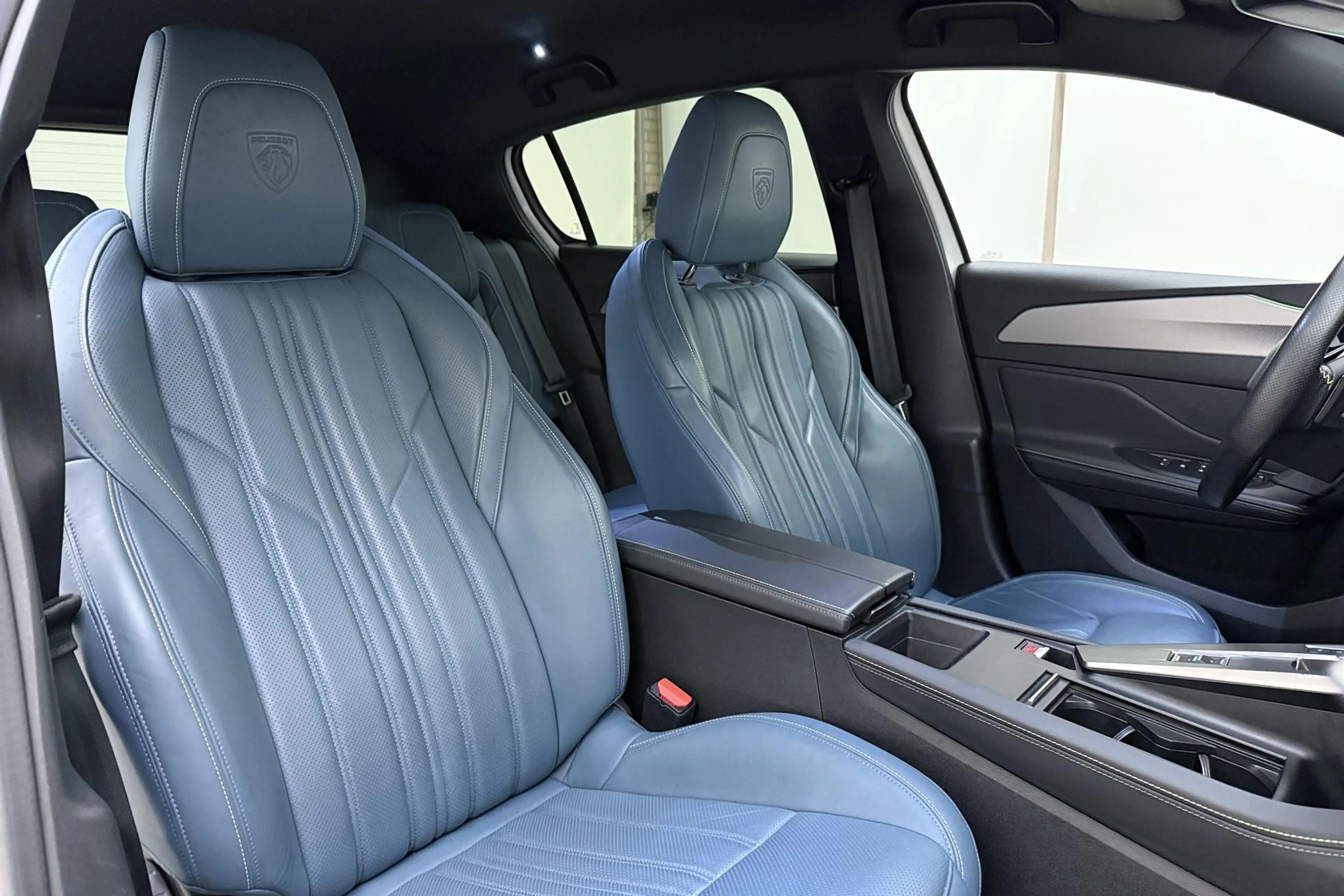 Peugeot 308 1.2 PureTech GT Pack Business | Adaptive Cruise Co — photo 13