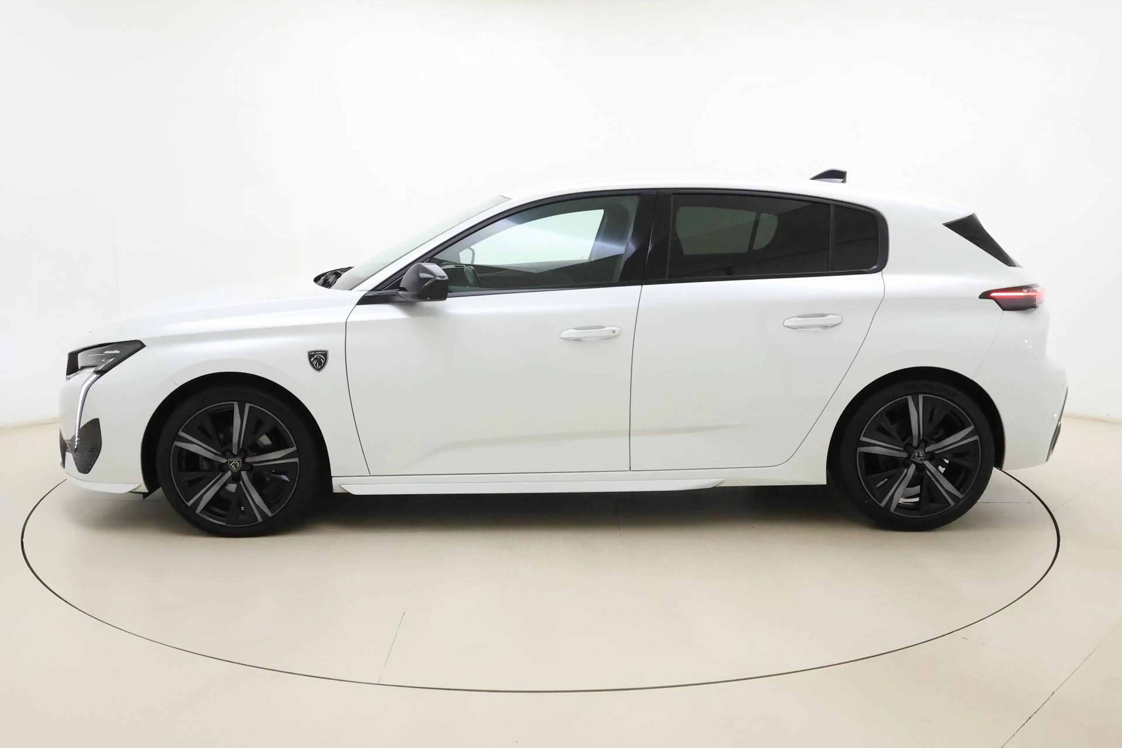 Peugeot 308 1.2 PureTech GT Pack Business | Adaptive Cruise Co — photo 5