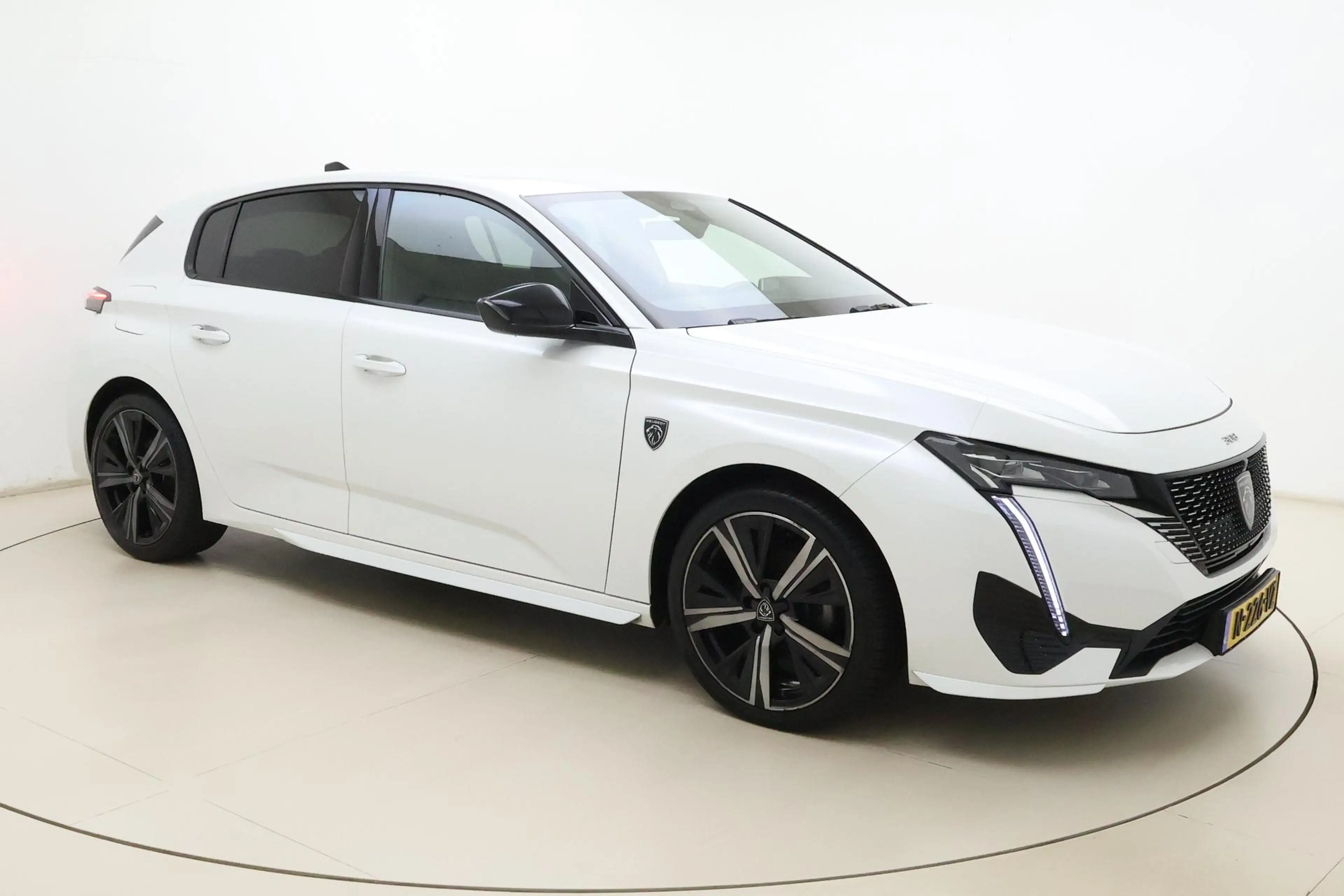 Peugeot 308 1.2 PureTech GT Pack Business | Adaptive Cruise Co — photo 8