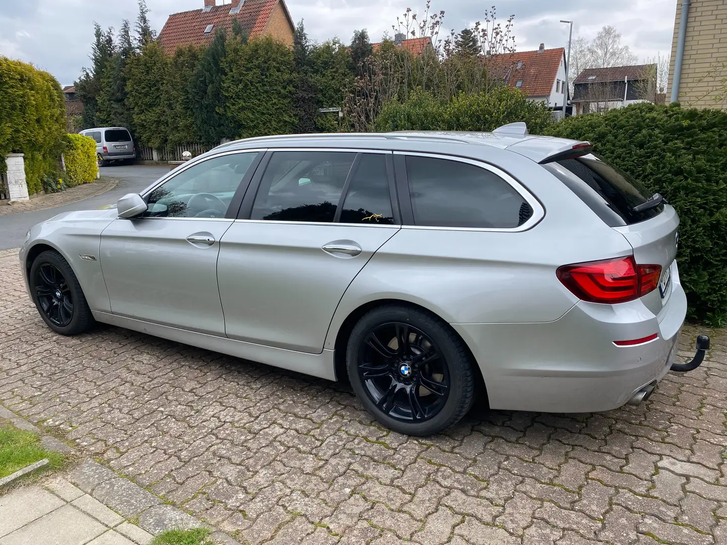 BMW 525 5er Touring Diesel 525d Touring Plateado - 2