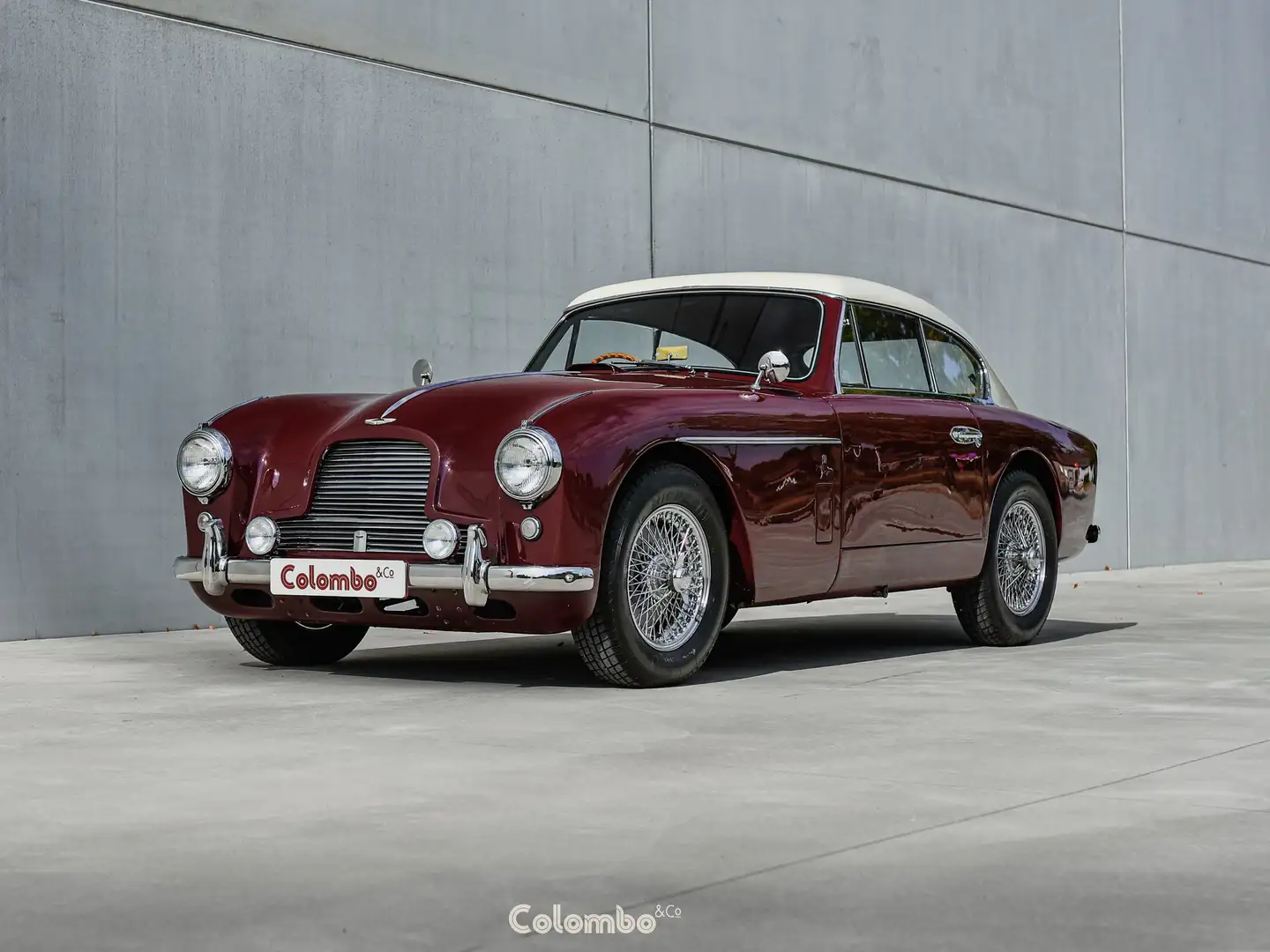 Aston Martin DB 2/4 Rood - 1