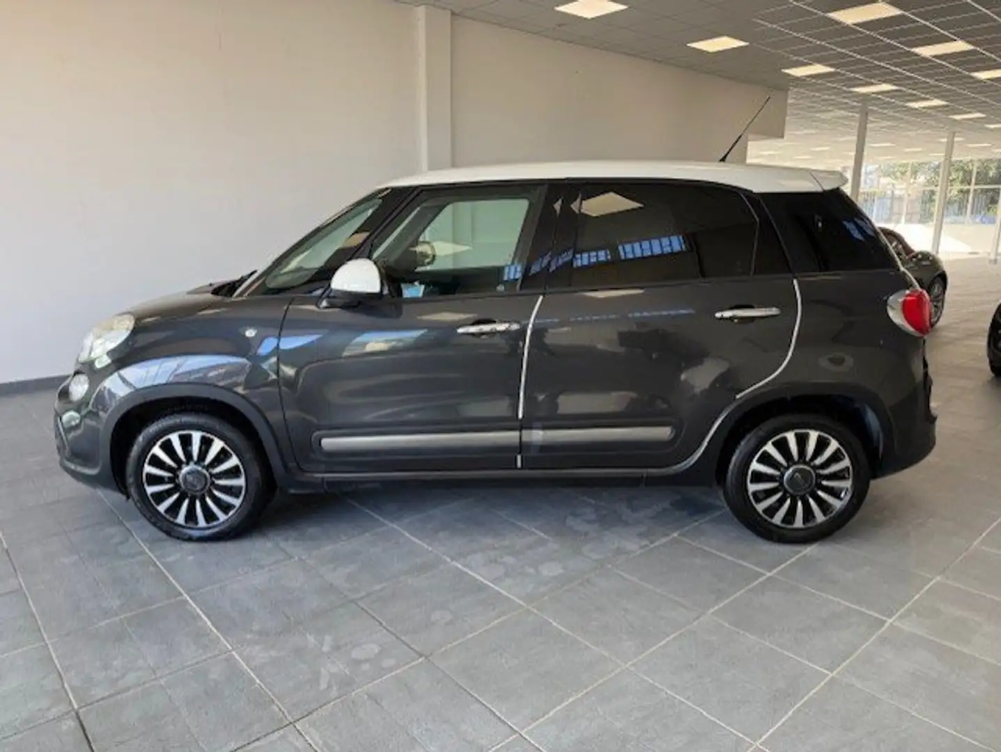 Fiat 500L 500L 2016 1.3 mjt Trekking 95cv Grau - 2
