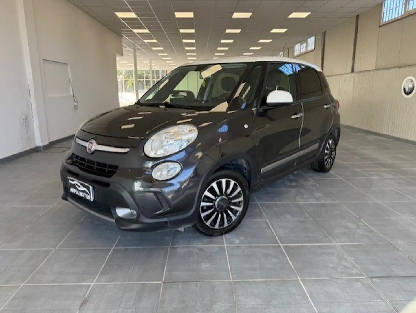 Fiat 500L 500L 2016 1.3 mjt Trekking 95cv Grau - 1