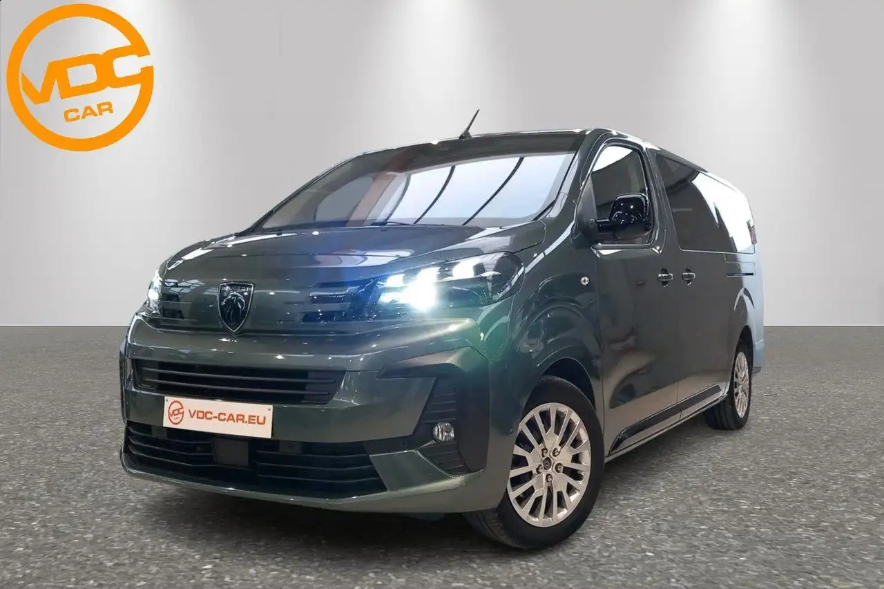 Peugeot Traveller
